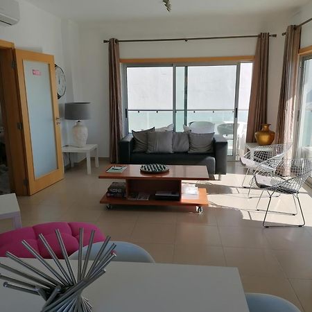 אלבופיירה Modern Apartment With Sunny South Facing Terrace חדר תמונה