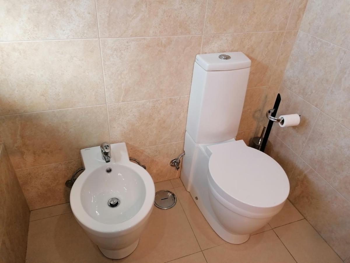 אלבופיירה Modern Apartment With Sunny South Facing Terrace מראה חיצוני תמונה