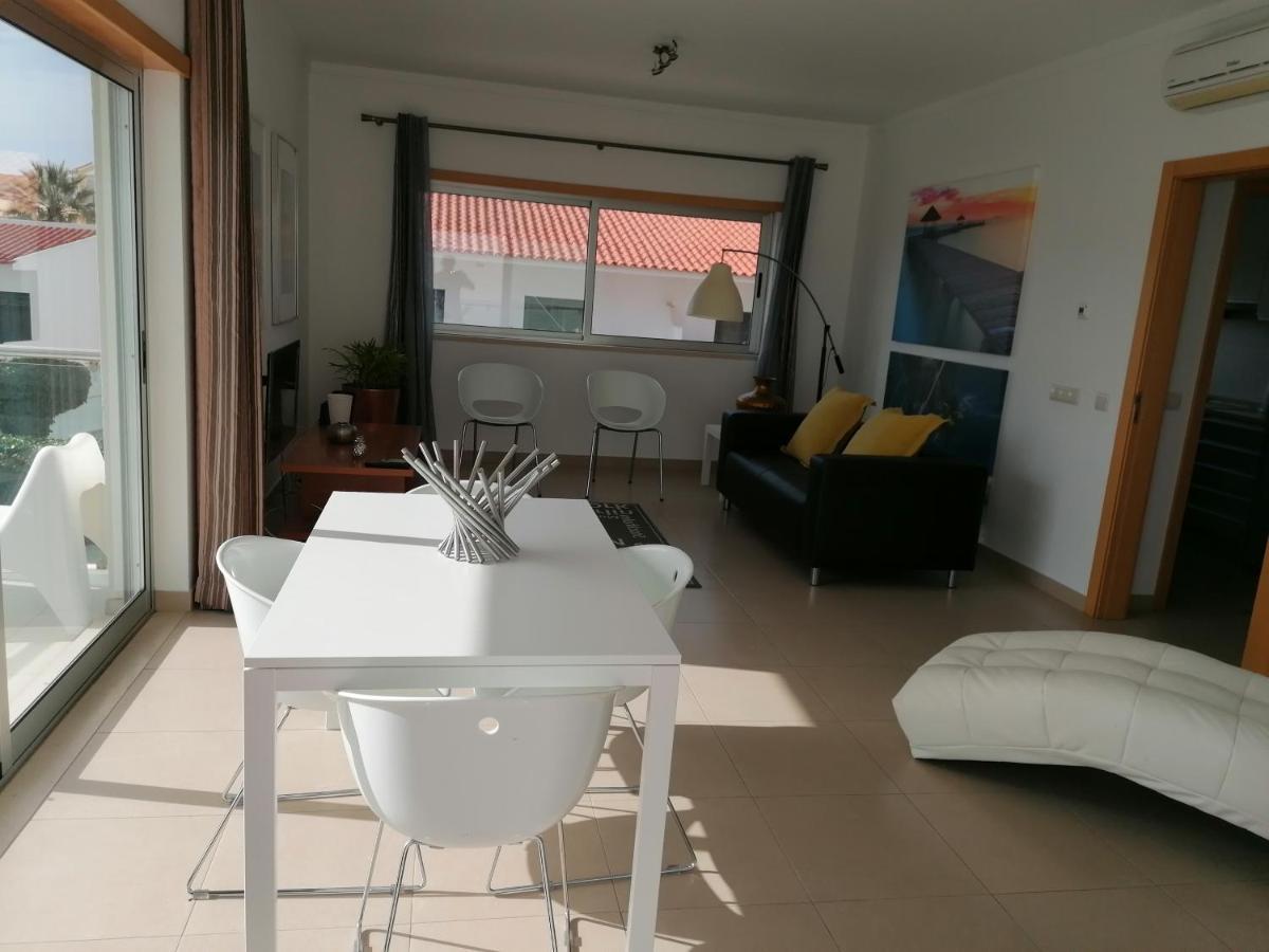 אלבופיירה Modern Apartment With Sunny South Facing Terrace מראה חיצוני תמונה