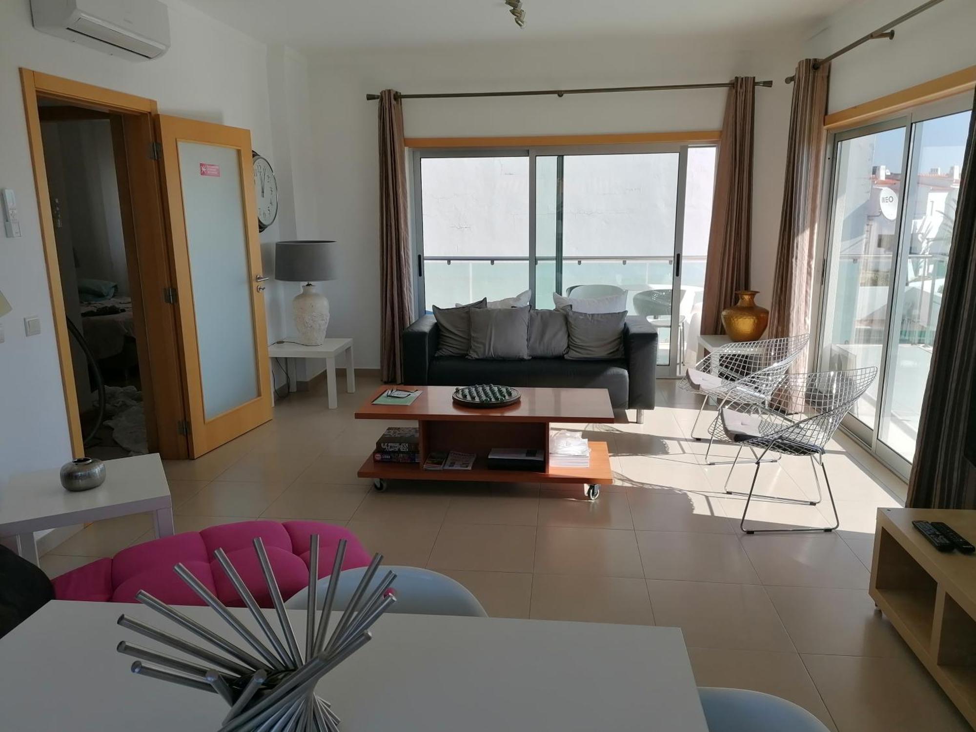 אלבופיירה Modern Apartment With Sunny South Facing Terrace חדר תמונה