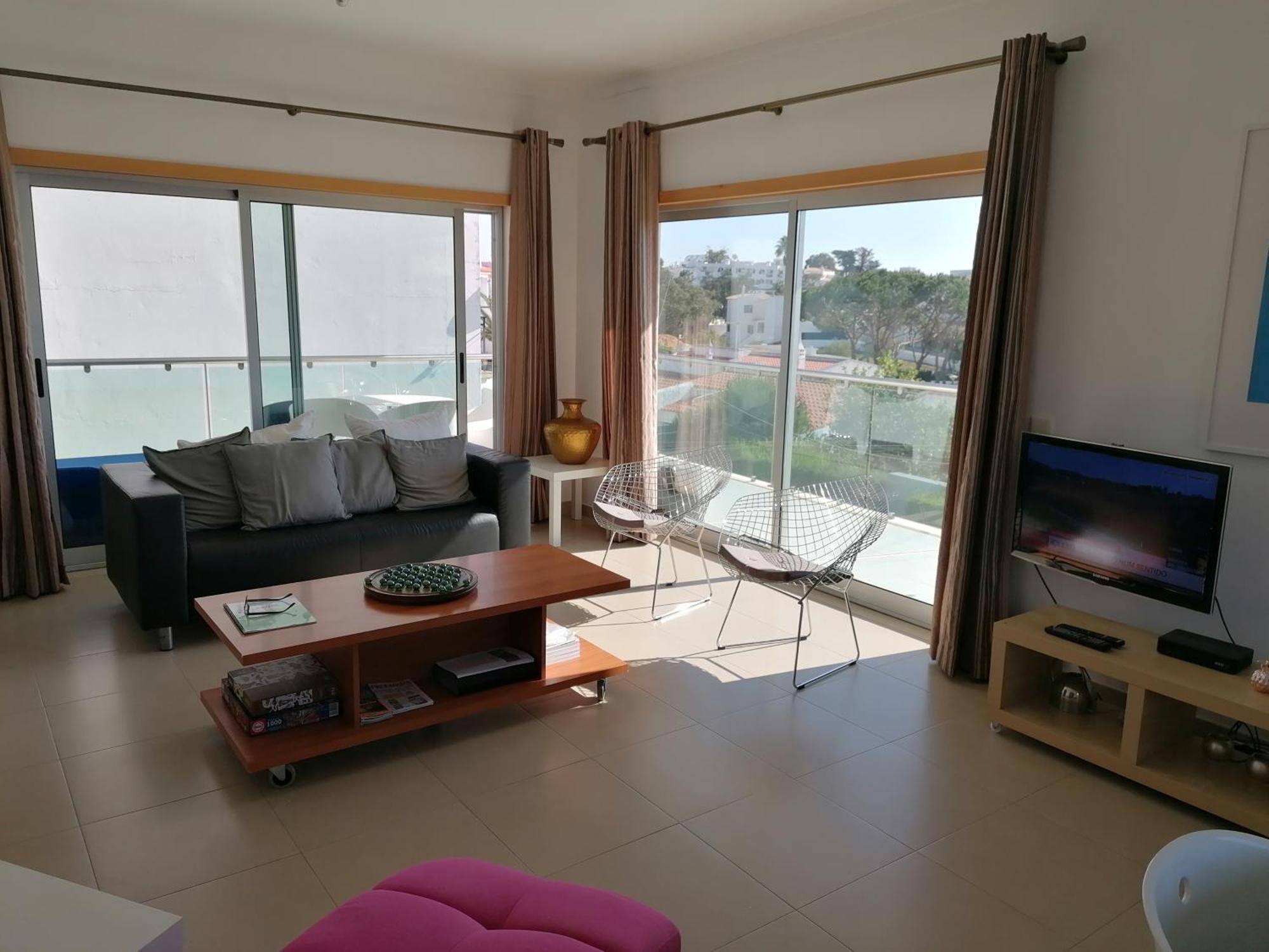 אלבופיירה Modern Apartment With Sunny South Facing Terrace חדר תמונה